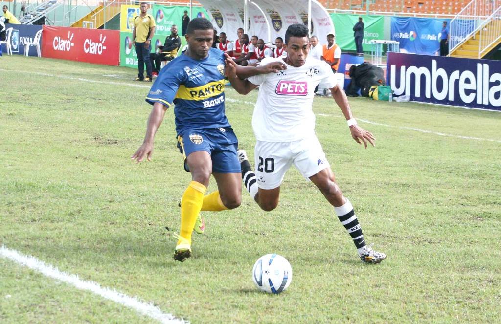 Moca FC frente al Pantoja